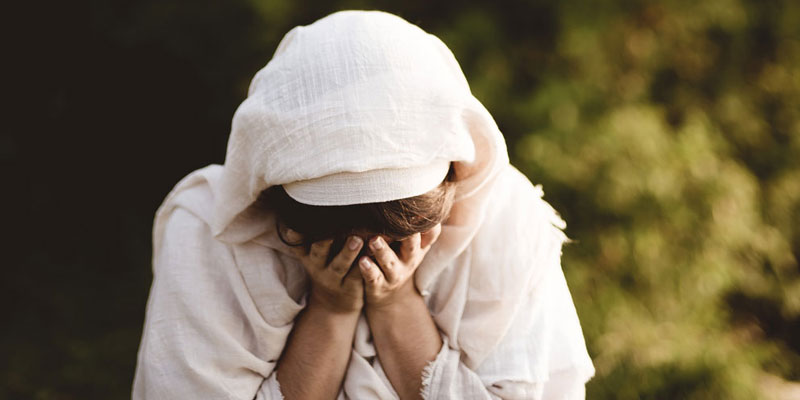 Time to Grieve | woman grieving